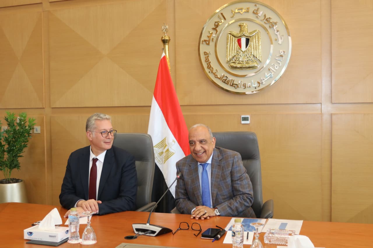 To address increased demand, the Ministers of Electricity and Petroleum discuss a joint action plan for the summer season.