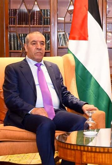 Minister of Foreign Affairs and Immigration receives Secretary of the Executive Committee of the Palestine Liberation Organization