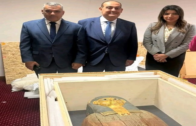 Egypt Recovers Two Artifacts from Belgium