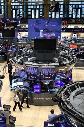 Global markets rise, oil plunges to record low after US-Iran truce agreement