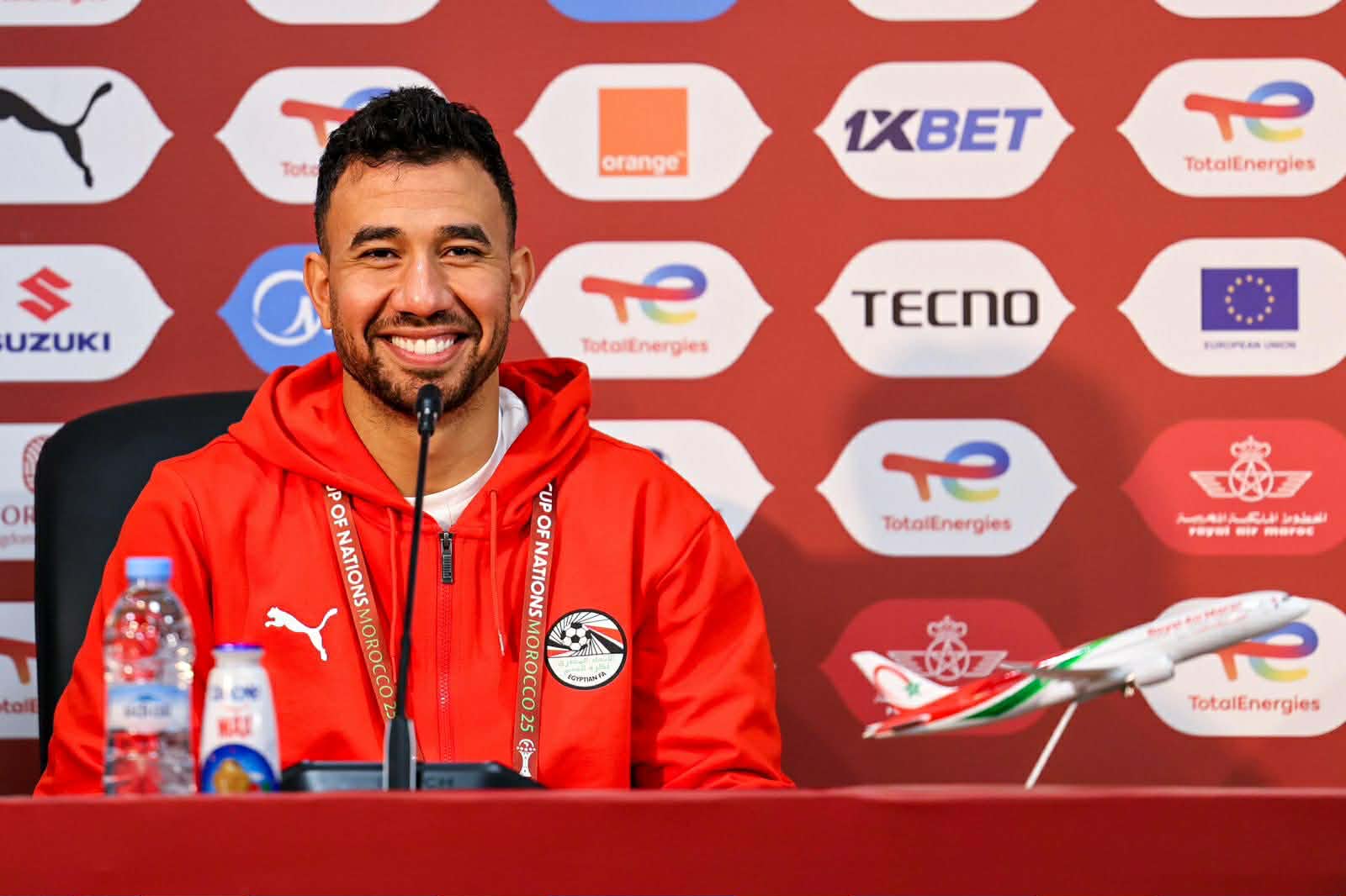 تريزيجيه: منتخب مصر يلعب للفوز على أنجولا.. وحسام حسن أسطورة