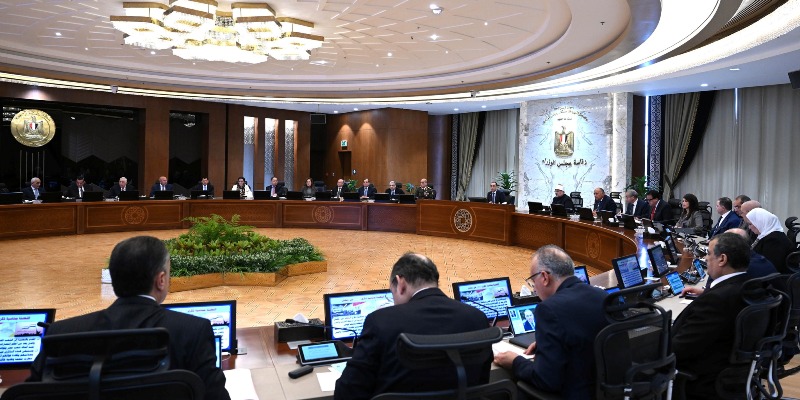 The start of the Cabinet meeting at the government headquarters in the Administrative Capital