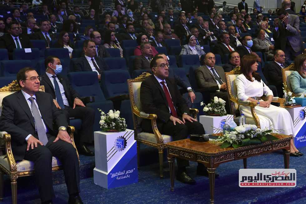 ”Egypt Can With Industry’ maximises benefit from Egyptian experiences around world’
