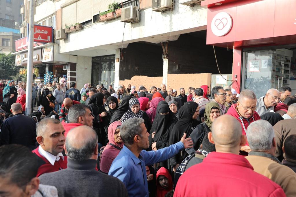 Voters flocked massively to Cairo neighborhood committees to vote in the presidential elections