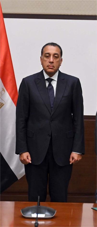 رئيس الوزراء يشهد توقيع عقد إنشاء مصنع مجموعة سايلون الصينية للإطارات