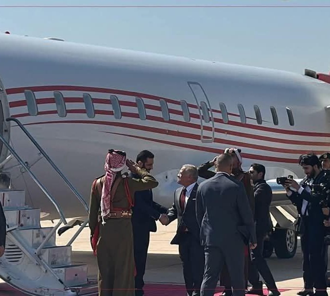 Syrian President Arrives in Jordan... and King Abdullah II Receives Him at the Airport