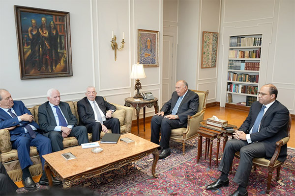 The Foreign Minister receives a delegation from the Fatah movement as part of consultations with the Palestinian side to stop the Israeli aggression