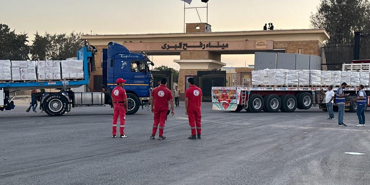 The Egyptian Red Crescent launched its 158th "Zad Al-Izza" (Provision of Dignity) convoy, carrying over 2,400 tons of aid to support Palestinians.