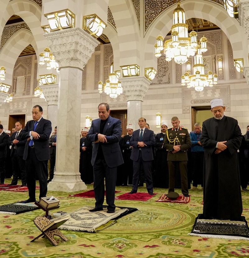 Inauguration of the renovation work at the Sayyida Nafisa Mosque (may God be pleased with her) and the performance of the dawn prayer at the mosque