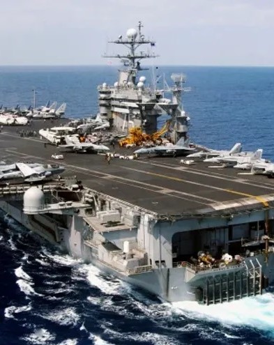 US Official: US Aircraft Carrier Harry S. Truman in the Region Leading the Military Response Against the Houthis