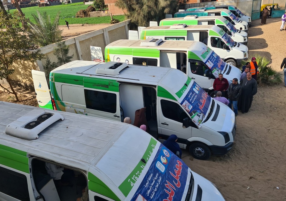 The Ministry of Health launches 11 free medical convoys in a number of governorates as part of the "Decent Life" initiative
