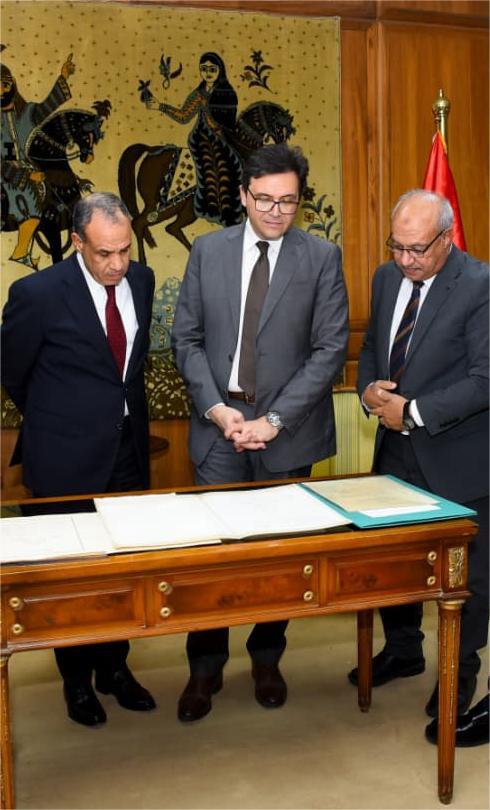 Foreign Minister Receives Restored Historical Documents, Records, and Maps at the National Library and Archives