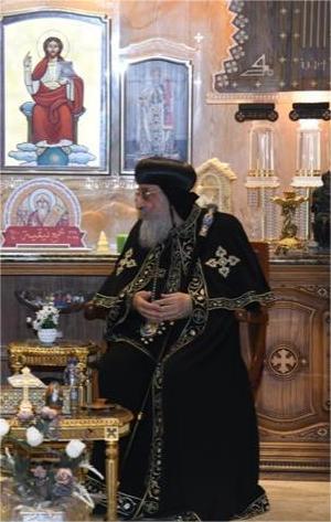 وزير الداخلية يهنئ البابا تواضروس بعيد الميلاد ويشيد بالدور الوطني للكنيسة المصرية