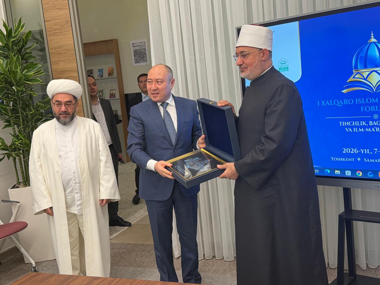The Grand Mufti Affirms the Depth of Egyptian-Uzbek Relations and Calls for Enhanced Cooperation in Spreading a Culture of Peace and Countering Extremism
