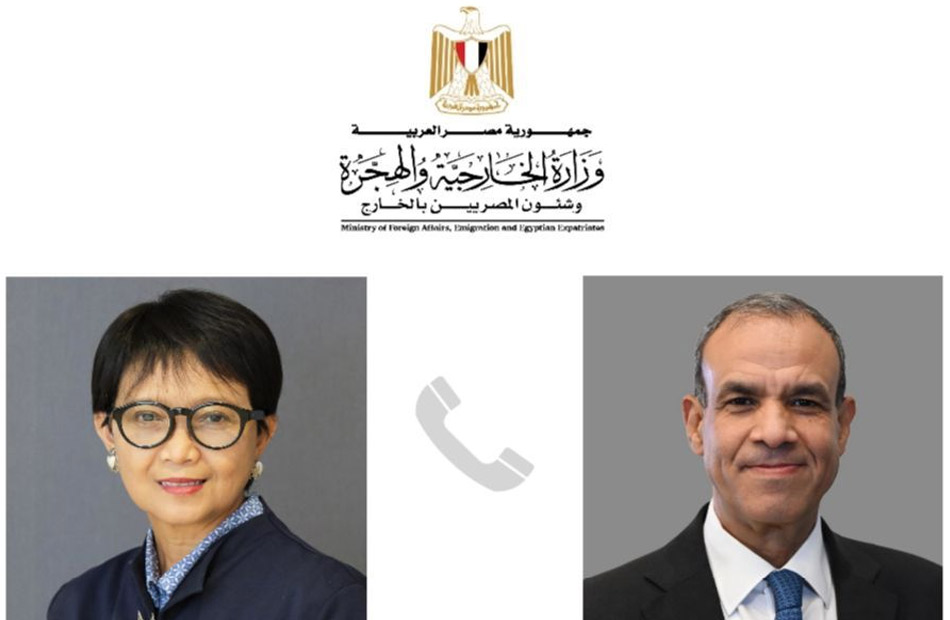 Foreign Minister Expresses to Indonesian Counterpart Egypt's Aspiration to Increase Economic Cooperation Between the Two Countries