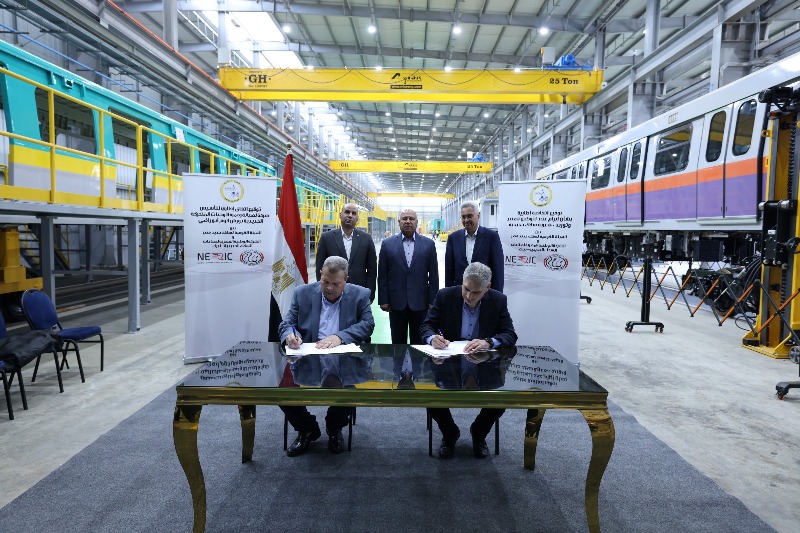 وزير النقل يشهد خطوة جديدة نحو التصنيع المحلي: 500 عربة قطار مكيفة وشركة لإدارة ورش السكة الحديد