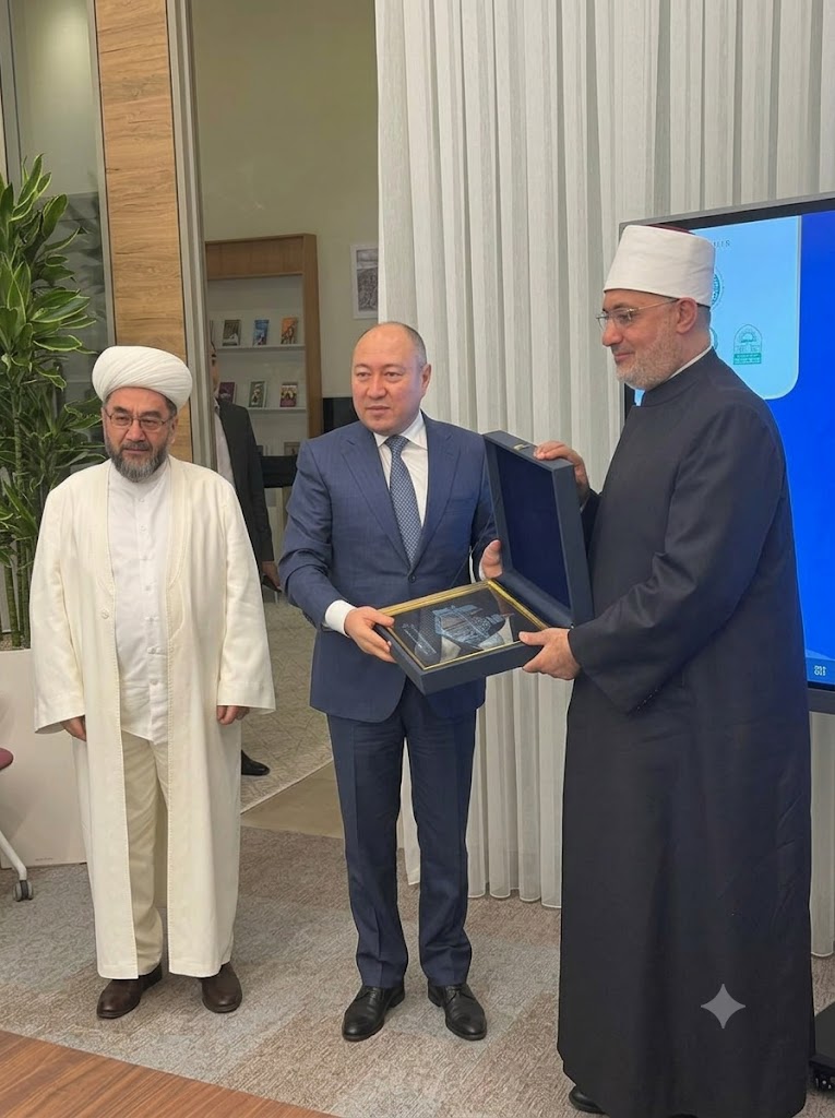 The Grand Mufti Affirms the Depth of Egyptian-Uzbek Relations and Calls for Enhanced Cooperation in Spreading a Culture of Peace and Countering Extremism