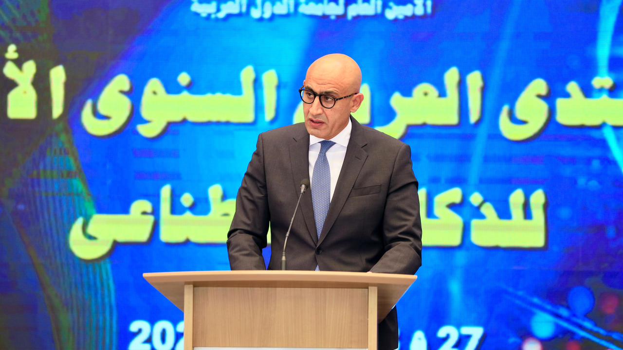 وزير التعليم: دمج مناهج تقنية الذكاء الاصطناعي في بعض الصفوف من العام الدراسي المقبل