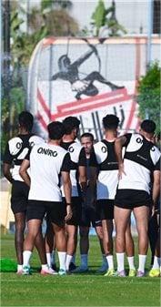  الزمالك.. مفاضلة بين الدباغ وأوجستين.. وفيريرا يتمسك باستمرار مصدق والجزيرى مع الفريق