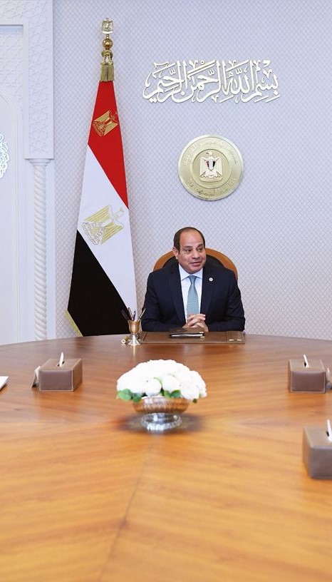 President El-Sisi Meets with Chairman of the Suez Canal Authority and Chairman of the South Red Sea Arsenal Company