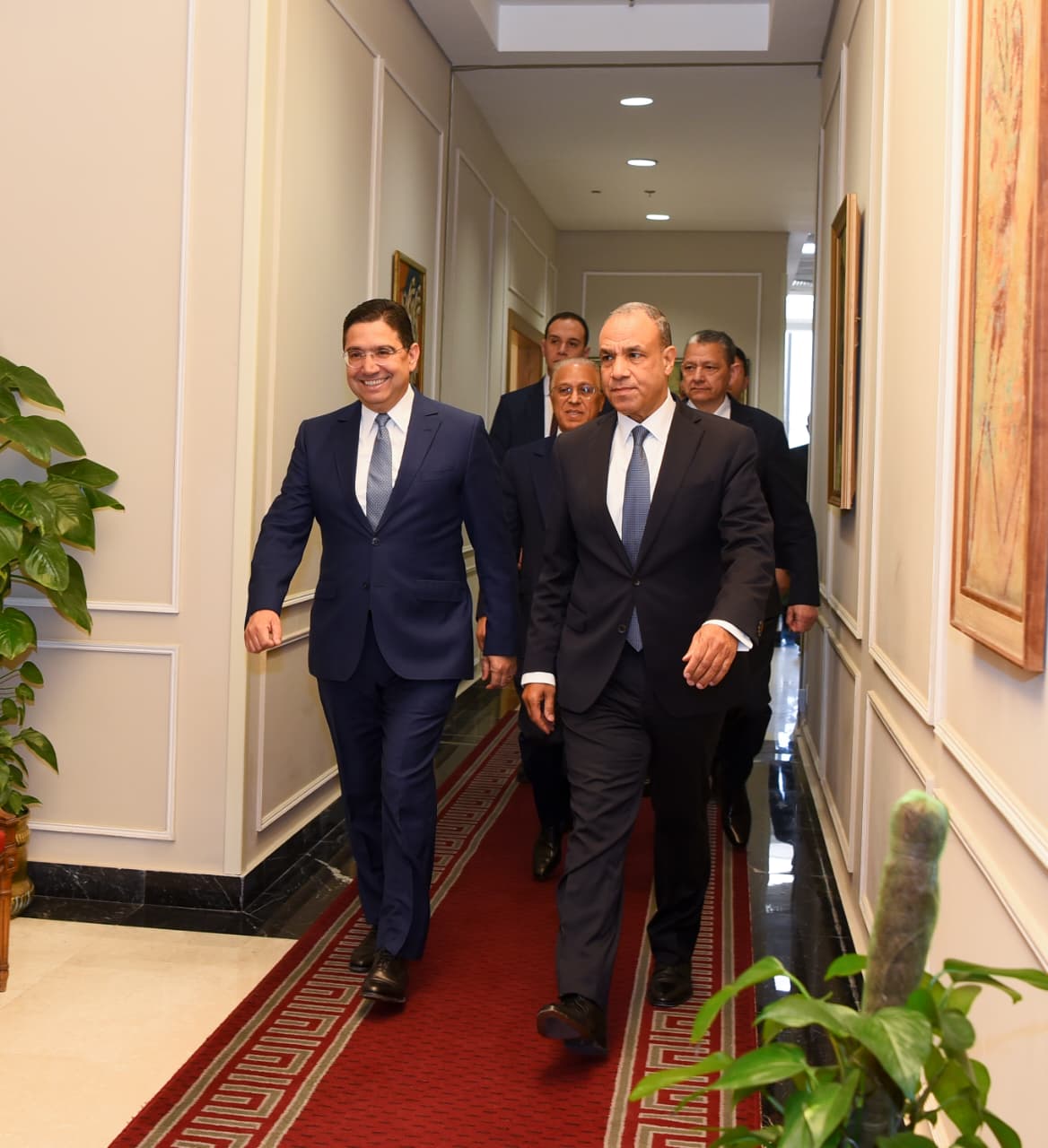 وزير الخارجية يستقبل نظيره المغربي ويبحثان تعزيز العلاقات الثنائية ومستجدات الوضع الاقليمي