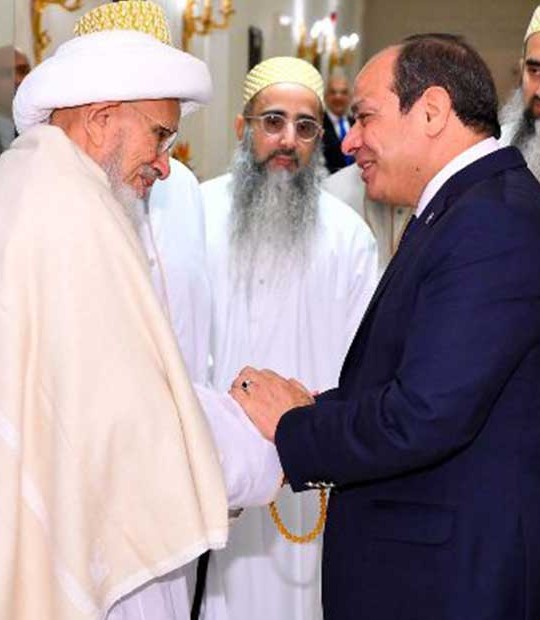 The Presidential Spokesperson publishes photos of President El-Sisi's reception of the Sultan of the Bohra community in India