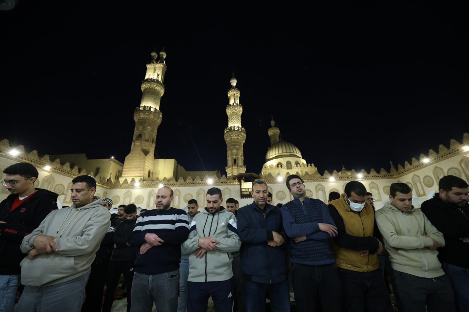 The First of the Odd-Night Nights at Al-Azhar: Tarawih Lesson Calls for Reflecting on the Meanings of Laylat al-Qadr