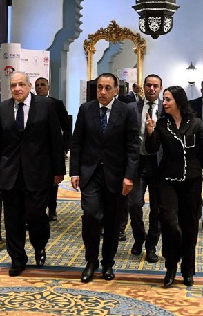 رئيس الوزراء يتابع الموقف التنفيذي للمرحلة الأولى من المبادرة الرئاسية "حياة كريمة"
