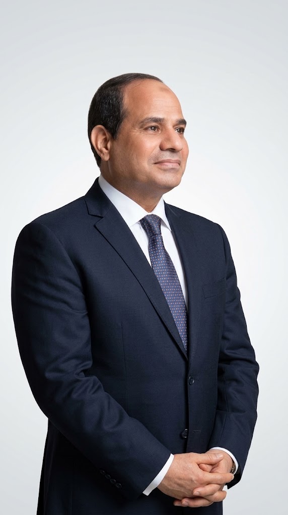 President El-Sisi Stresses the Need to Monitor Any Complaints Regarding Service Quality at Various Airports