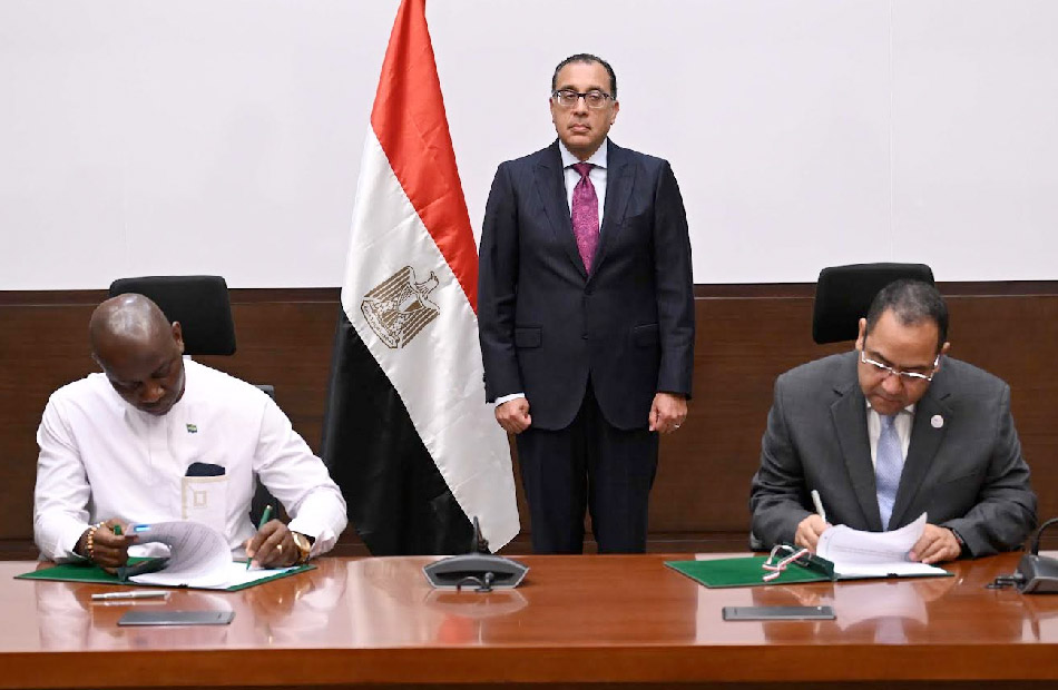 Madbouly witnesses the signing of a memorandum of understanding between the Central Bank for Organization and Administration and the Ministry of Public Administration and Political Affairs in Sierra Leone