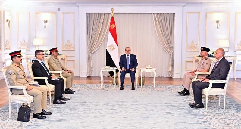 President El-Sisi Receives Chairman of the Joint Chiefs of Staff Committee of the Islamic Republic of Pakistan