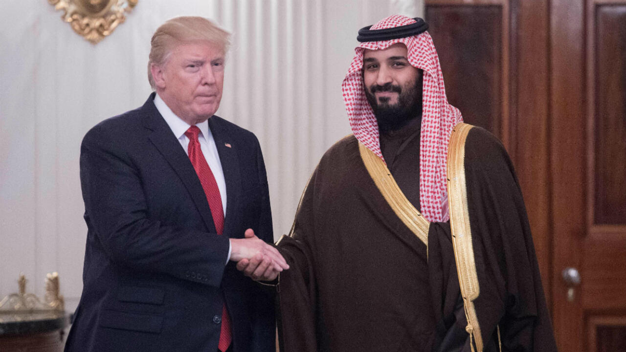 ولي العهد السعودي يستقبل الرئيس الأمريكي ترامب بقصر اليمامة